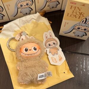 ❌SOLD❌ Pin For Love Vinyl Plush “B” Pendant